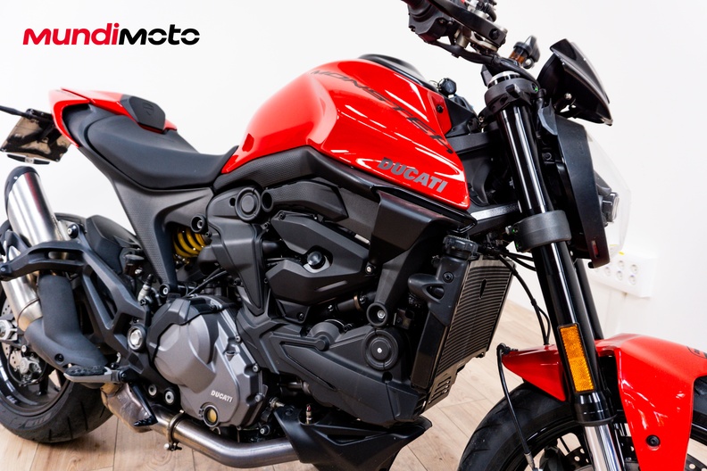 Motorbike image 4