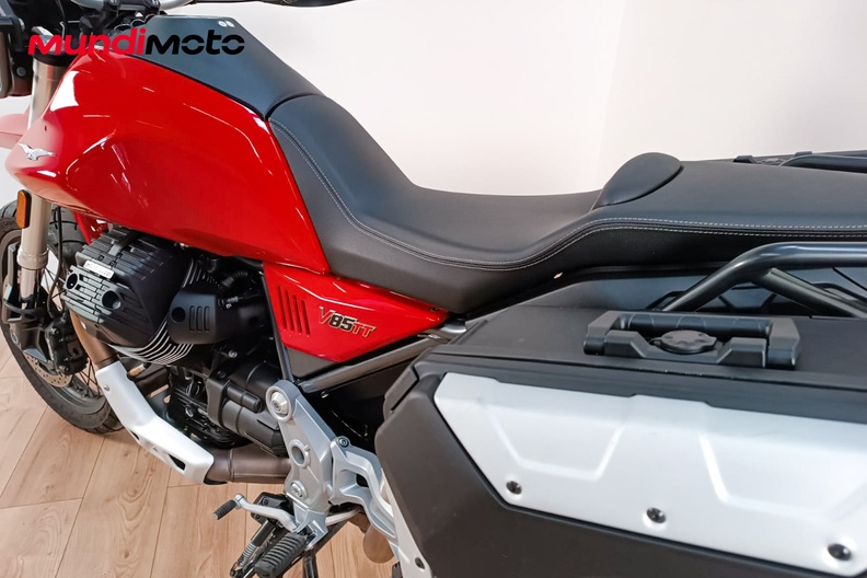 Motorbike image 8
