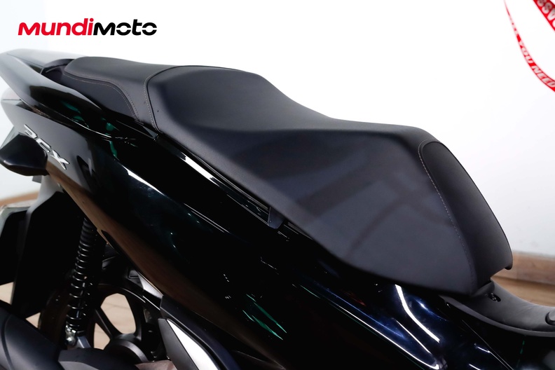 Motorbike image 13