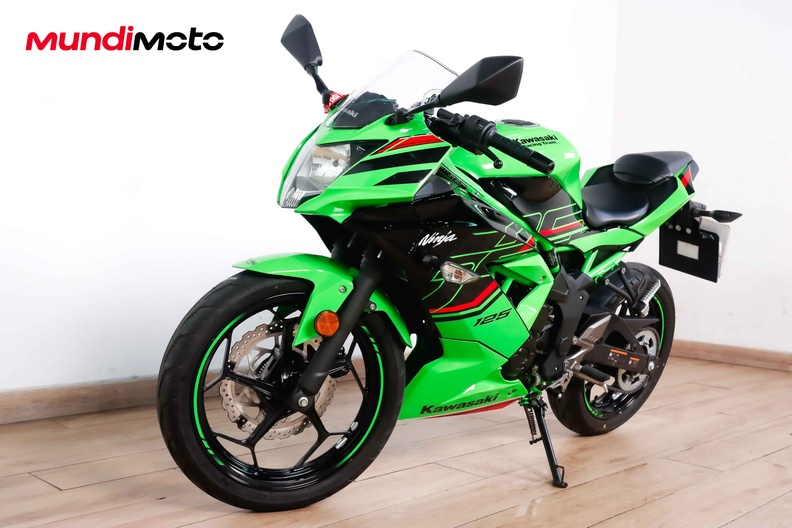 Motorbike image 7