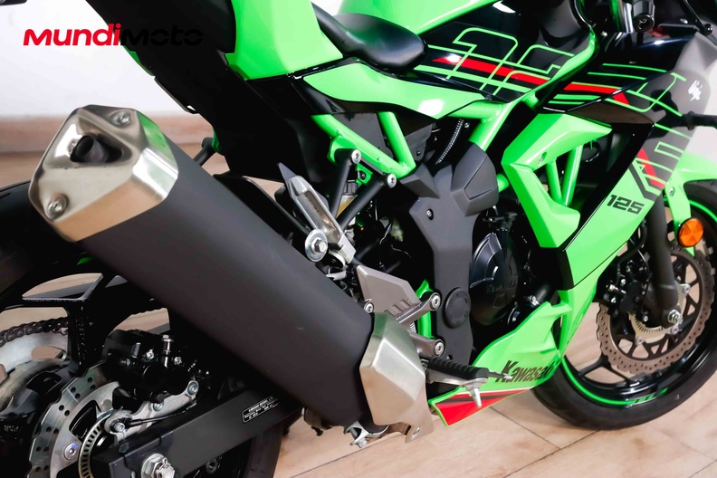 Motorbike image 3
