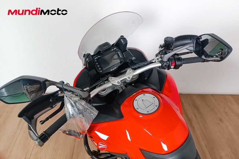Motorbike image 10
