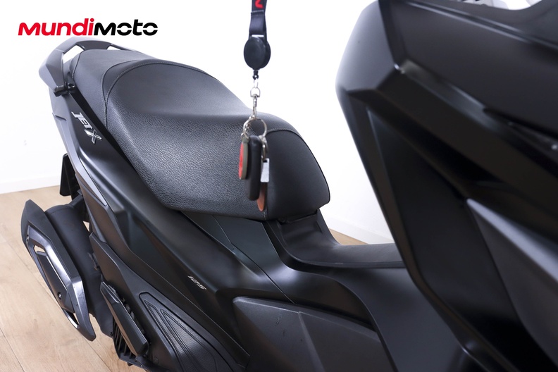 Motorbike image 12