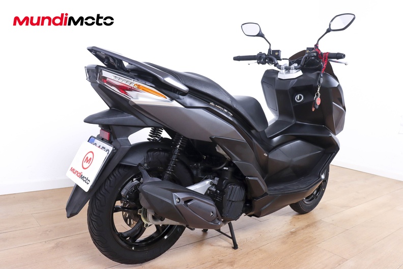 Motorbike image 2