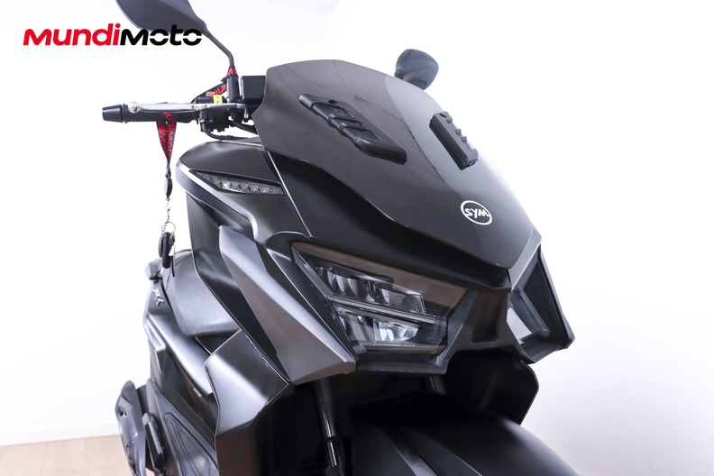 Motorbike image 4