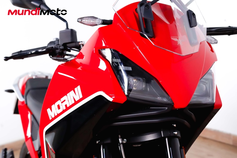 Motorbike image 4