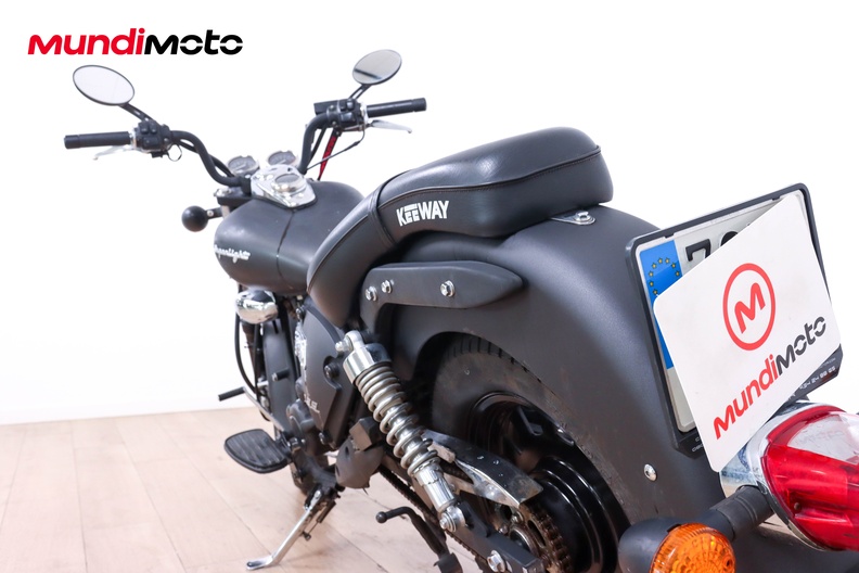 Motorbike image 8