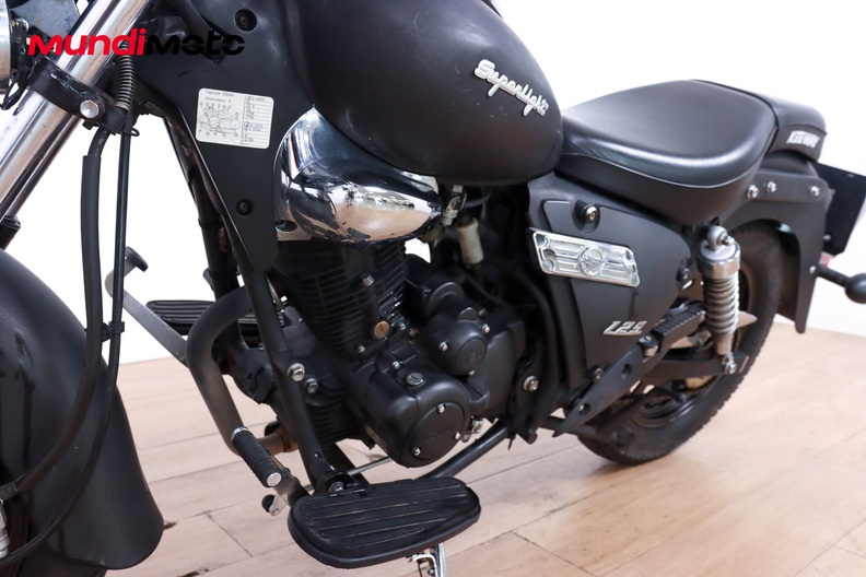 Motorbike image 9