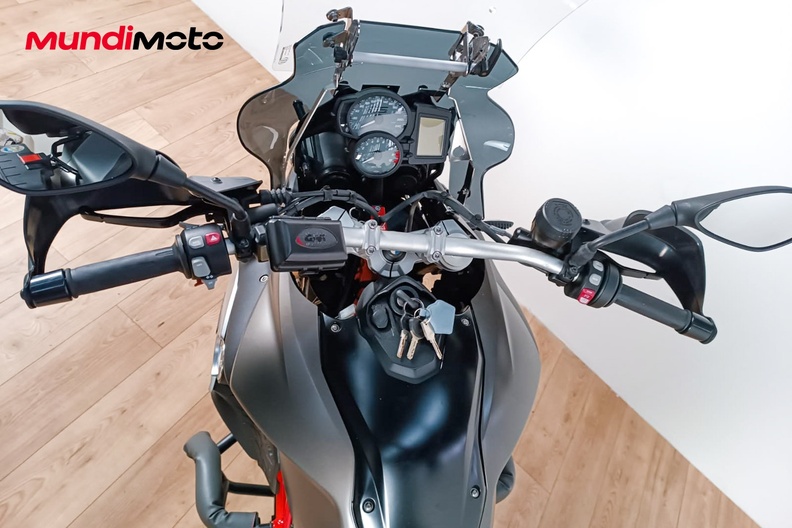 Motorbike image 10