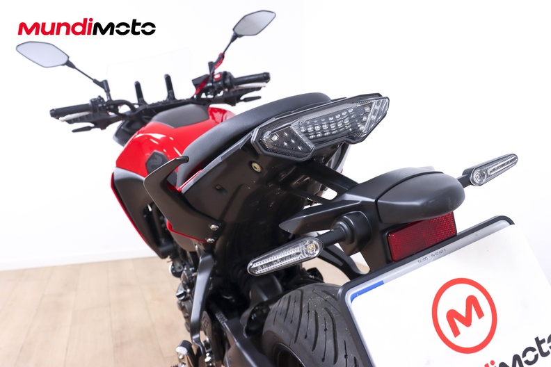 Motorbike image 9