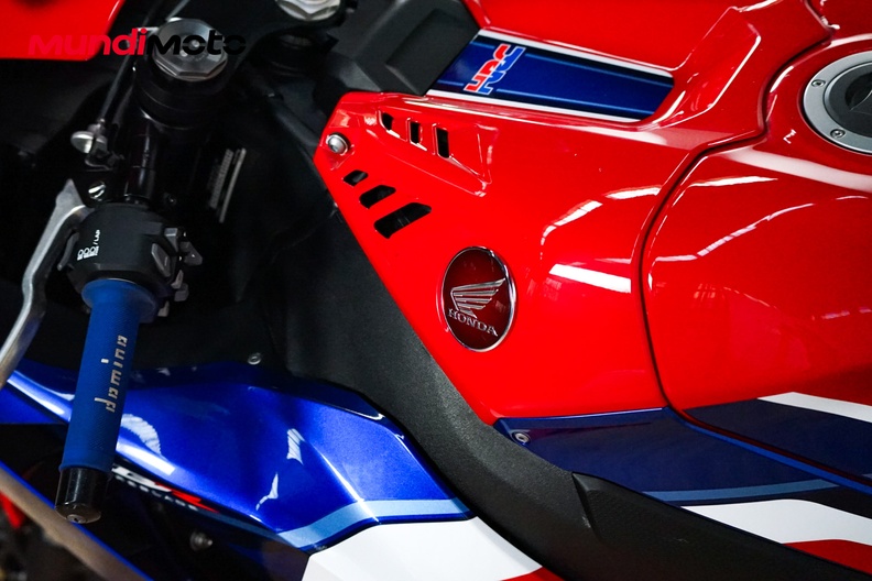 Motorbike image 15