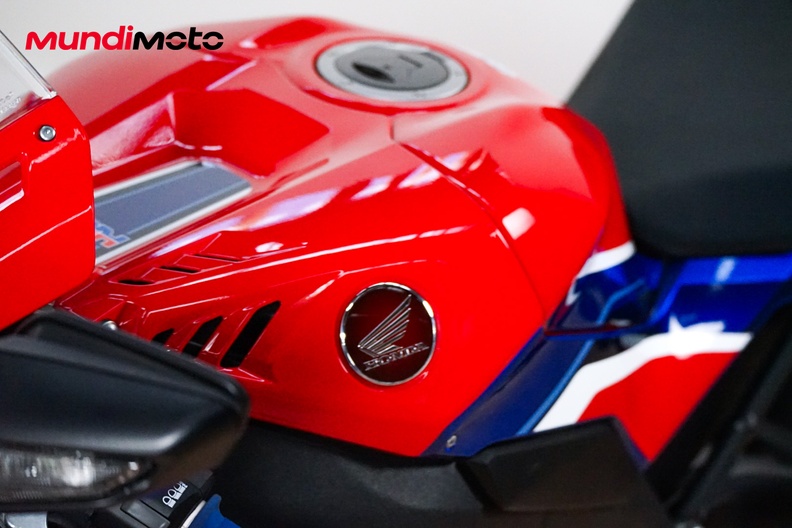 Motorbike image 19