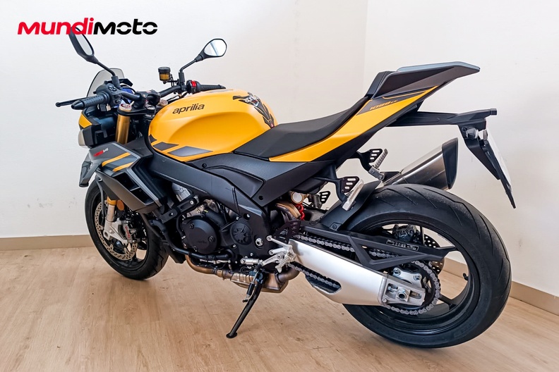 Motorbike image 7
