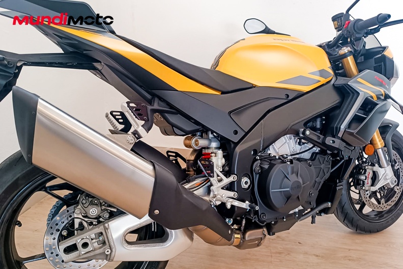 Motorbike image 3
