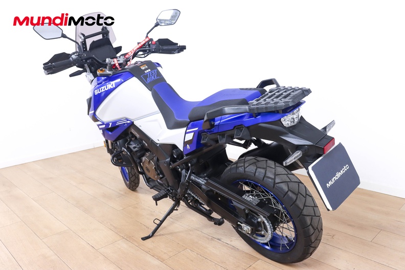 Motorbike image 6