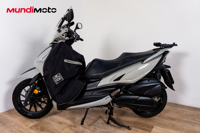 Motorbike image 5
