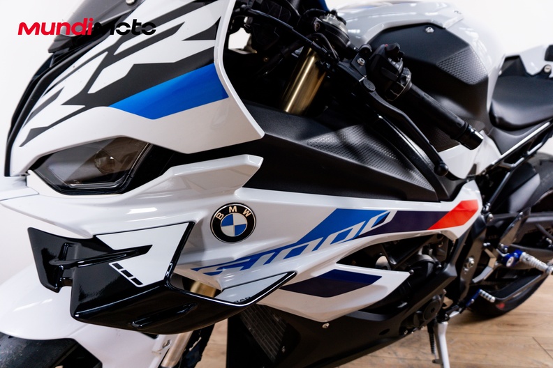 Motorbike image 9