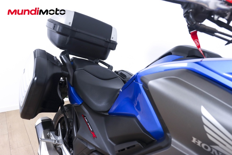 Motorbike image 12