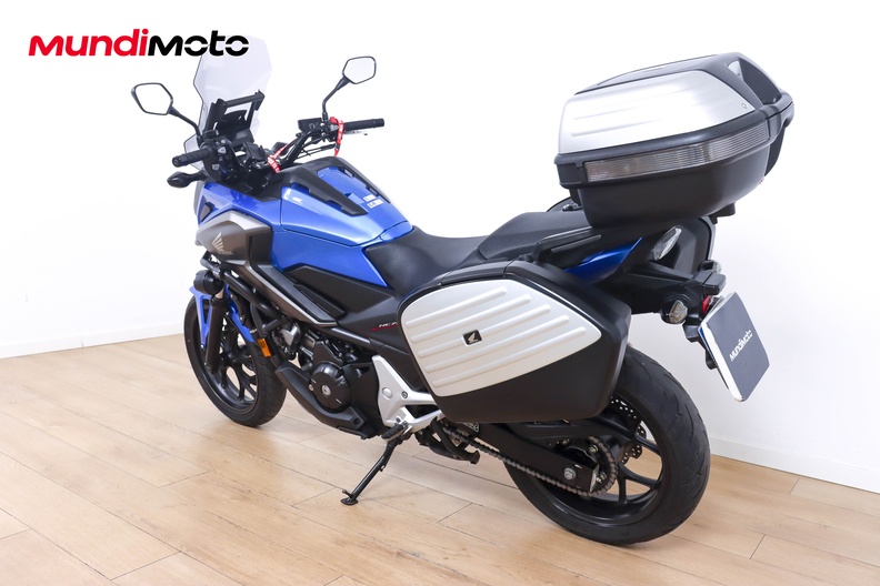 Motorbike image 6