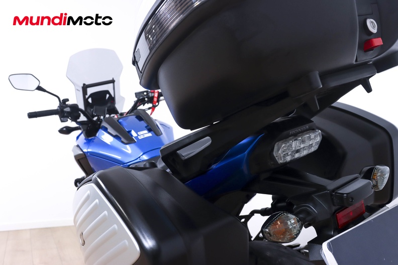 Motorbike image 9