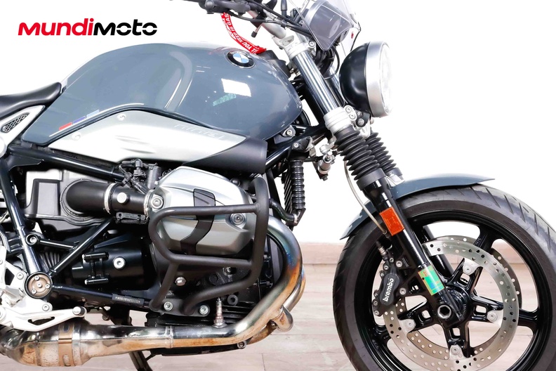 Motorbike image 12