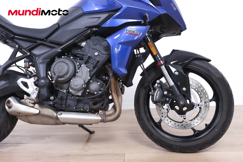 Motorbike image 13