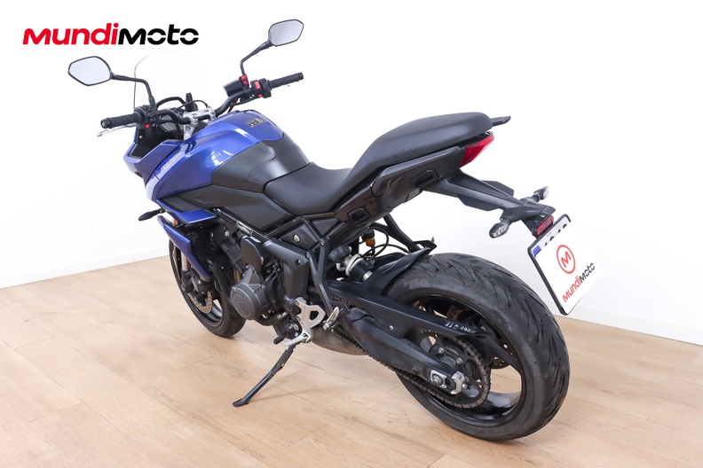 Motorbike image 6