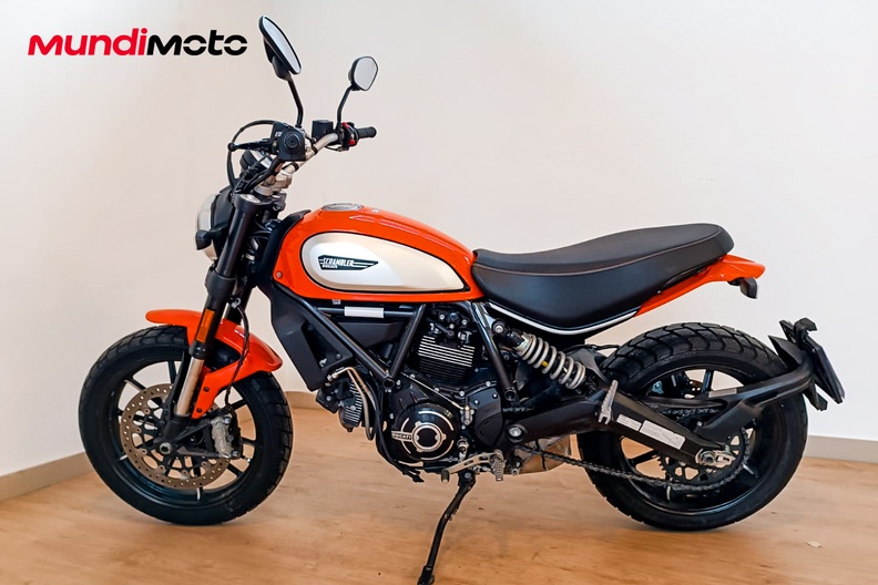 Motorbike image 5