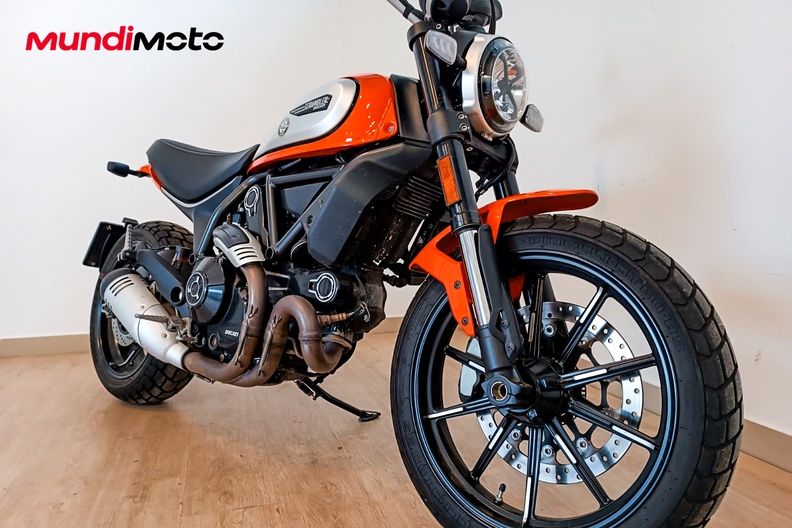 Motorbike image 9