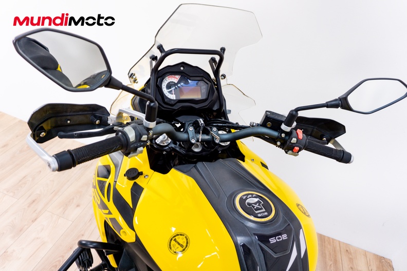 Motorbike image 10