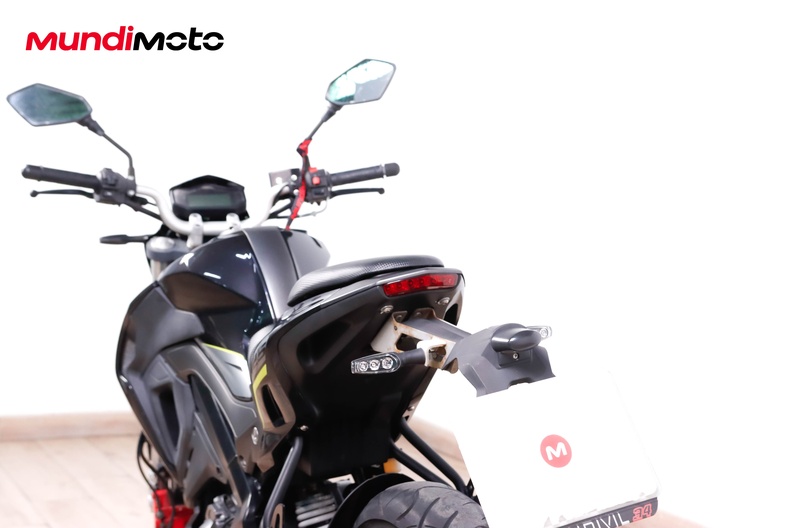 Motorbike image 8