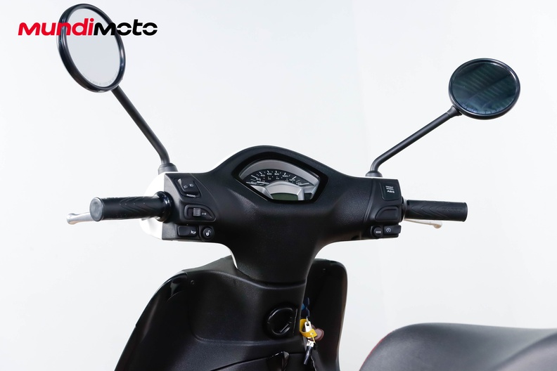 Motorbike image 10