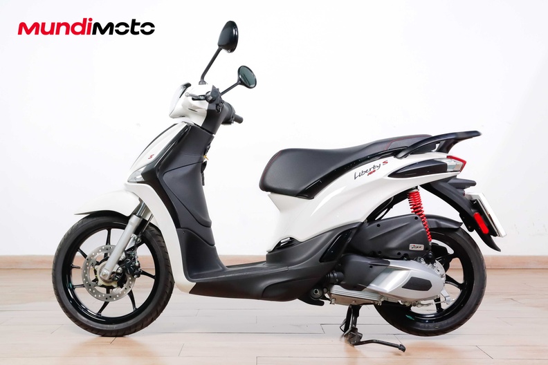 Motorbike image 5