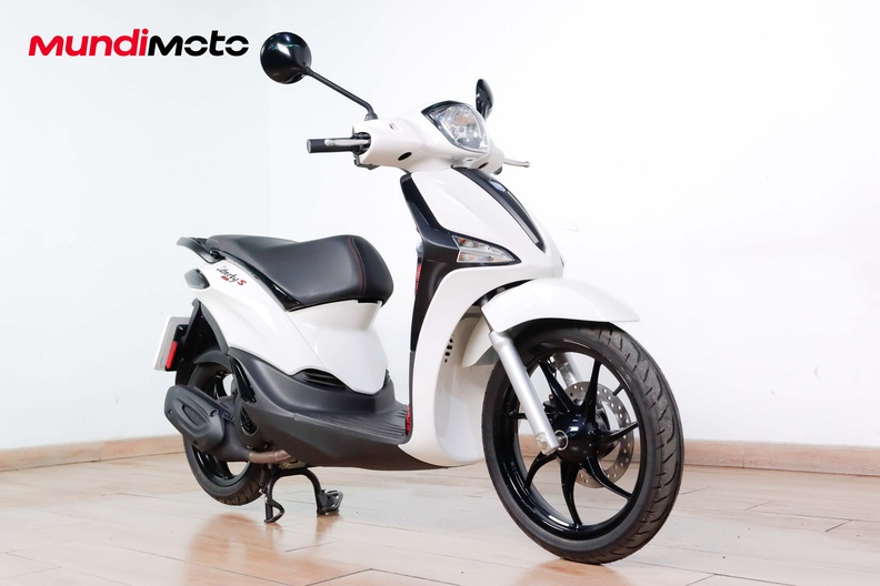 Motorbike image 1