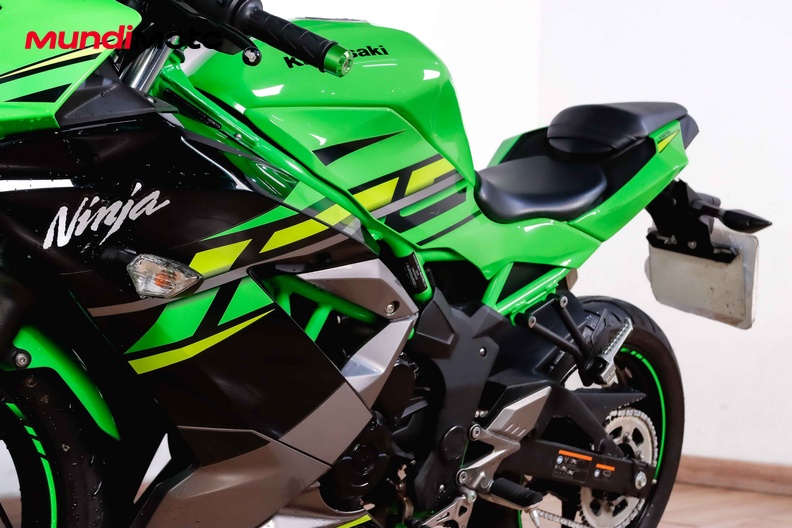 Motorbike image 8
