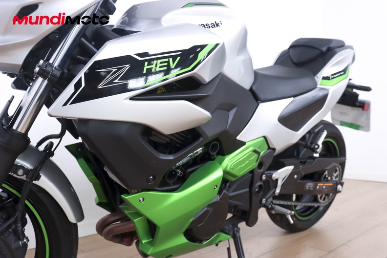 Motorbike image 8