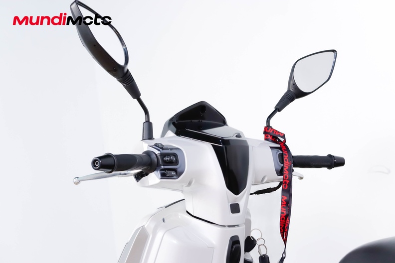 Motorbike image 10