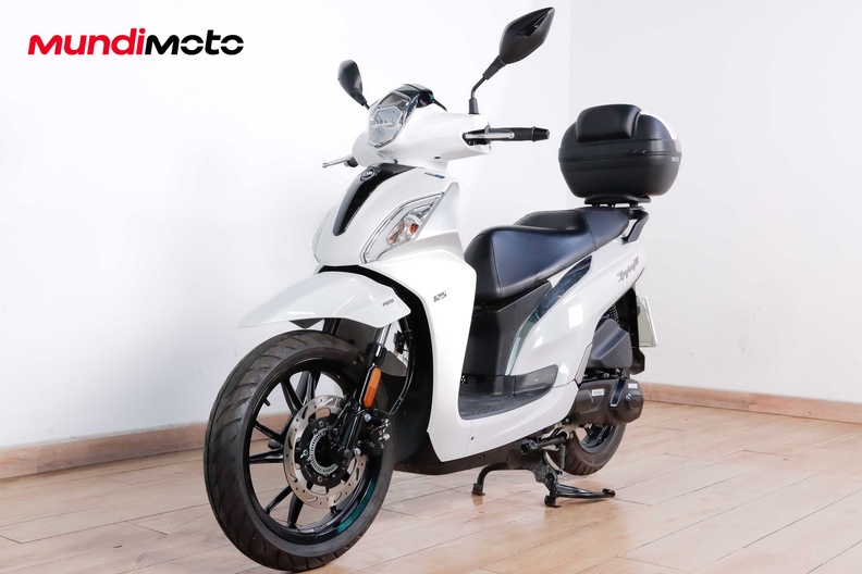 Motorbike image 7
