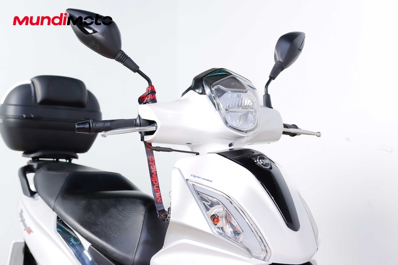 Motorbike image 4