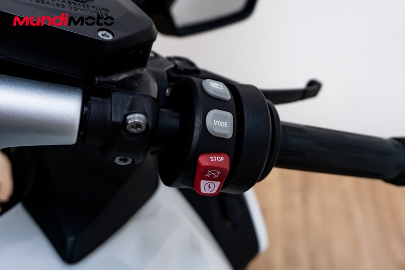 Motorbike image 13