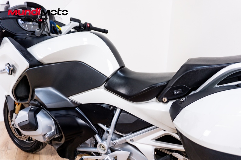 Motorbike image 8