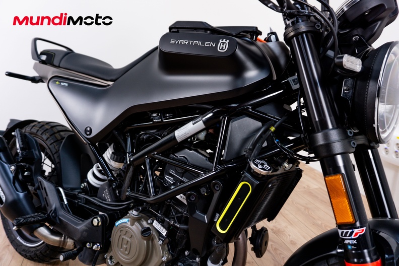 Motorbike image 4