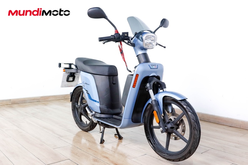 Motorbike image 1