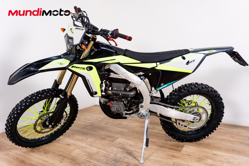 Motorbike image 5