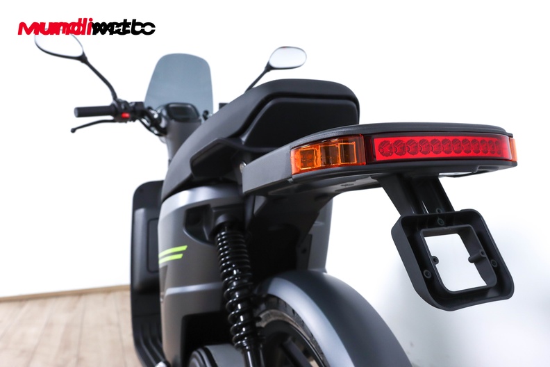 Motorbike image 8