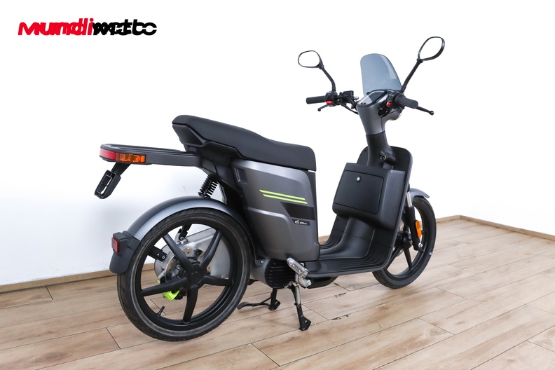 Motorbike image 2