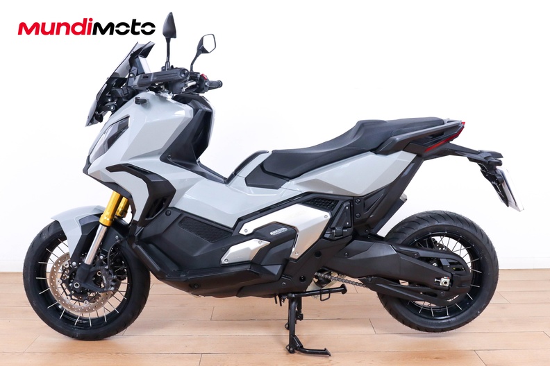 Motorbike image 5