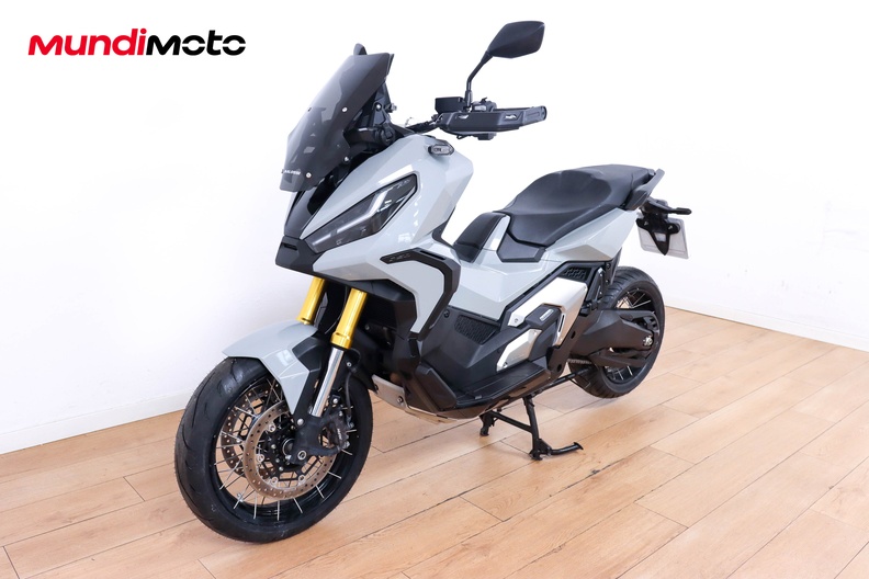 Motorbike image 7