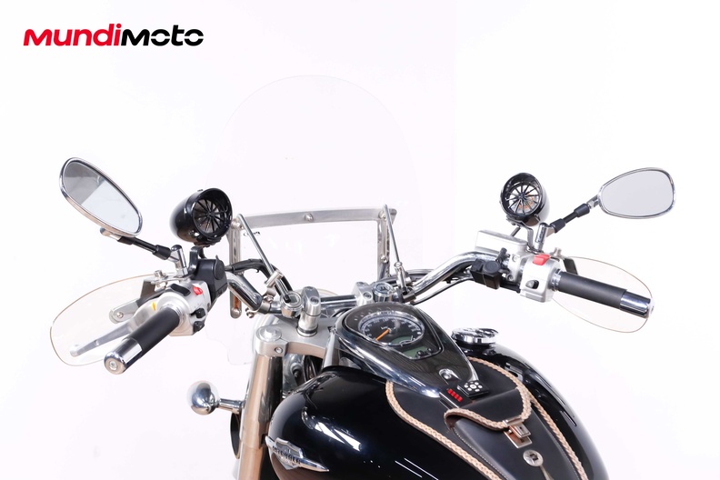 Motorbike image 10