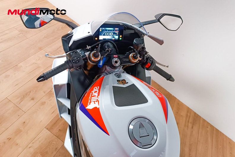 Motorbike image 10